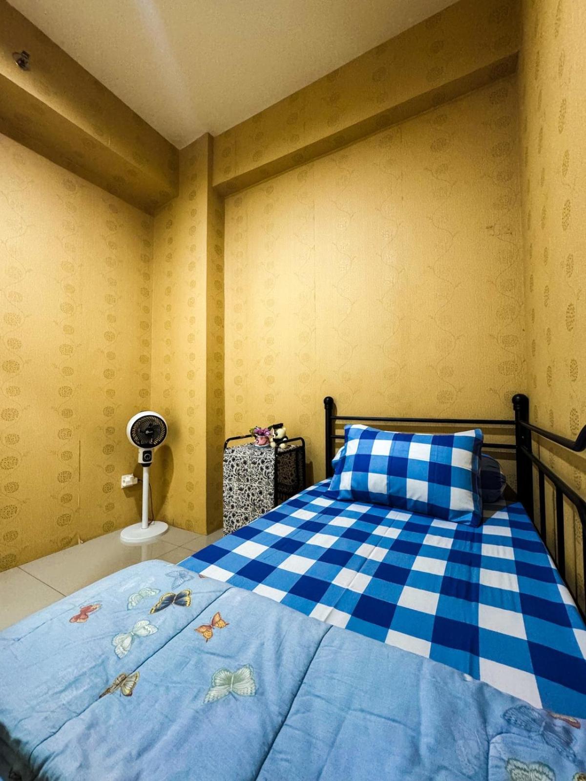 Pramuka Tower O With Pool, Wi-fi & Netflix Apartemen *